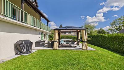 Maison - 200 m² - 6 pièces