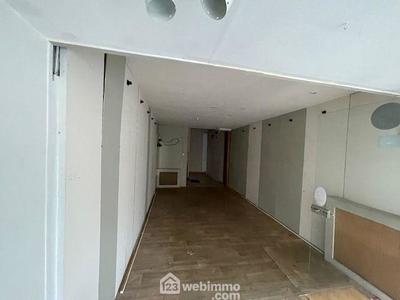 Immeuble - 71 m² - 3 pièces