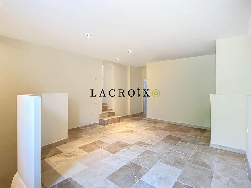 Maison - 169 m² - 5 pièces