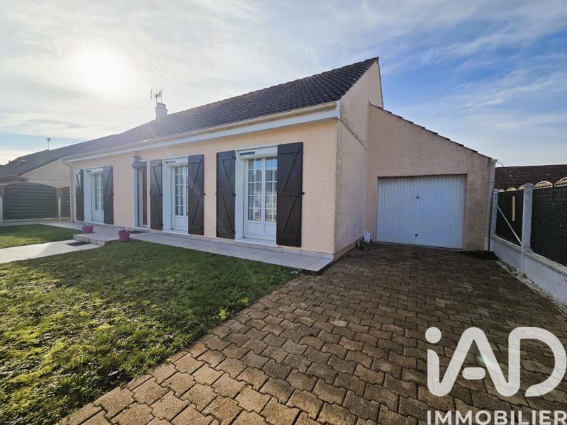 Maison - 90 m² - 4 pièces