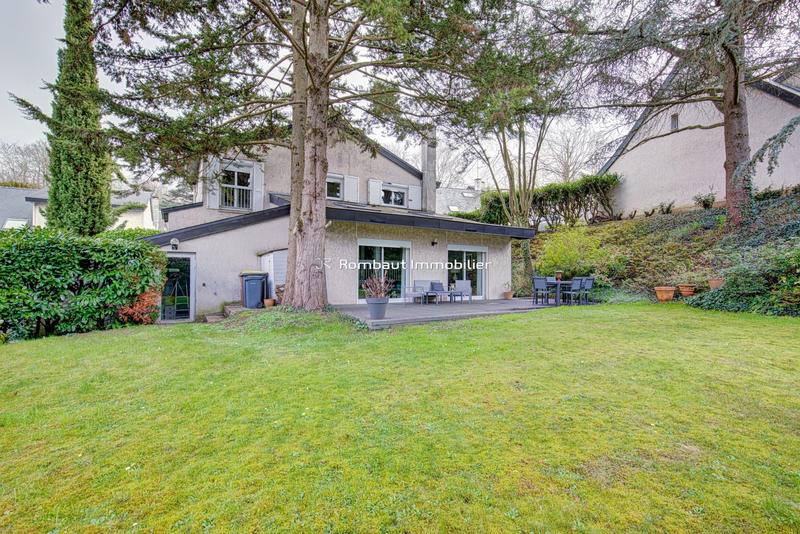 Maison - 160 m² - 7 pièces