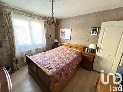 Maison - 97 m² - 5 pièces