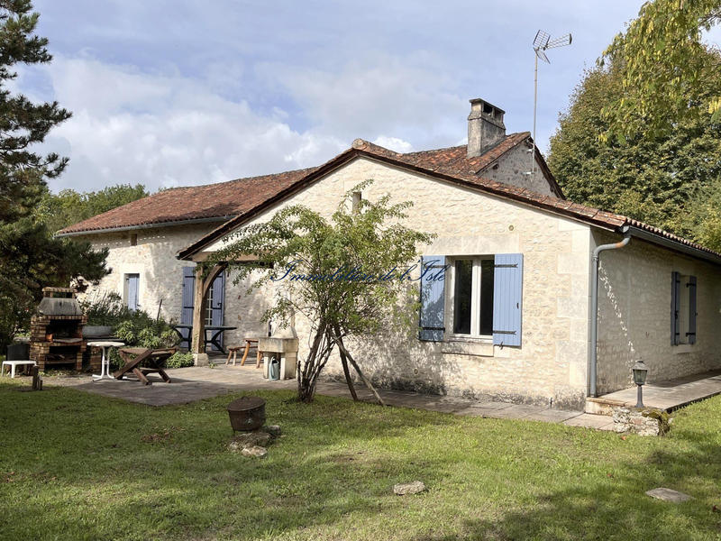 Maison - 140 m² - 7 pièces