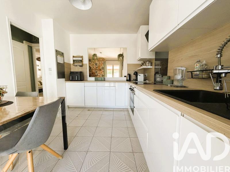 Maison - 101 m² - 5 pièces