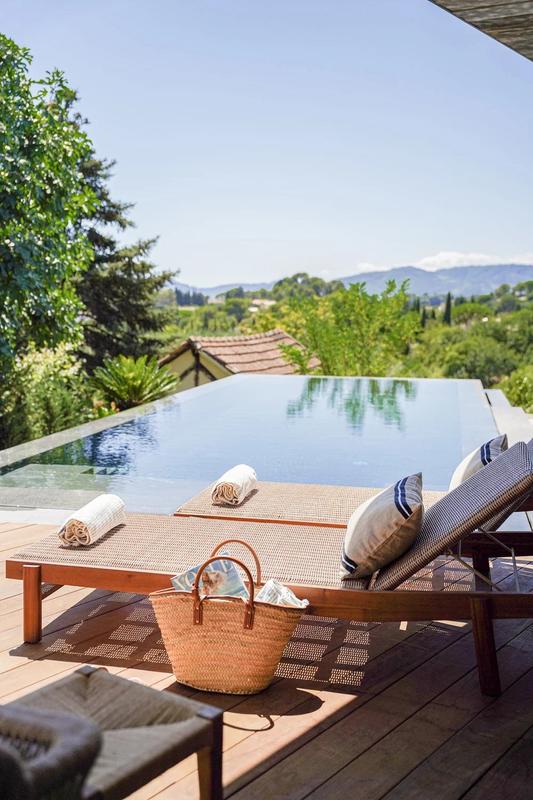 Villa - 280 m² - 10 pièces