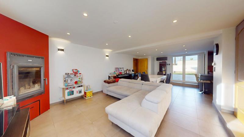 Maison - 135 m² - 6 pièces