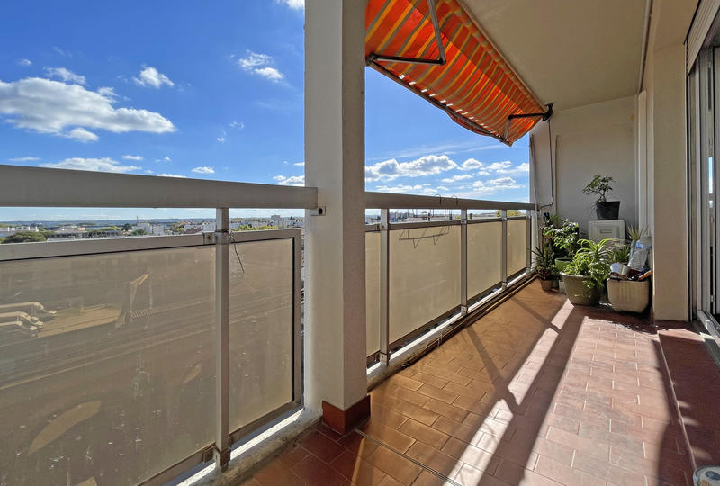 Appartement - 95 m² - 4 pièces