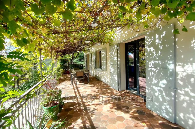 Maison - 175 m² - 5 pièces