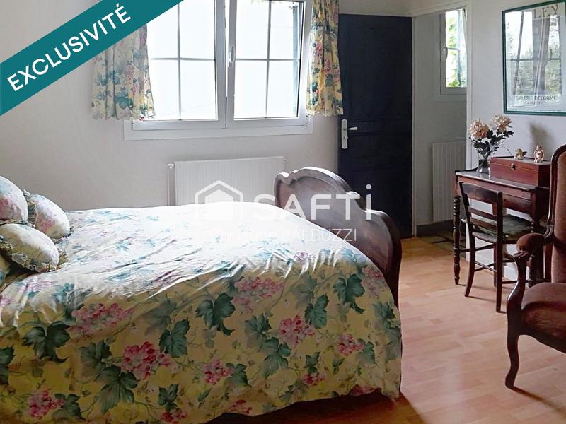 Maison - 330 m² - 14 pièces