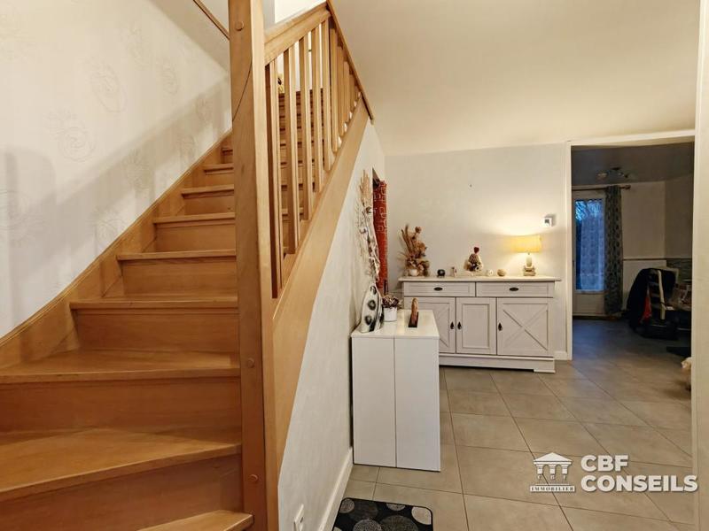 Maison - 95 m² - 5 pièces