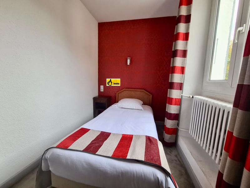 Bureau - 756 m² - 17 pièces