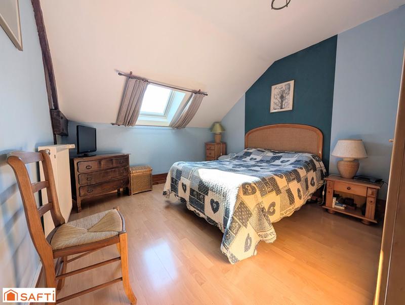 Maison - 250 m² - 9 pièces