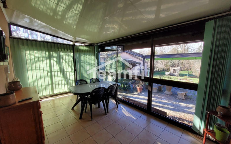 Maison traditionnelle - 139 m² - 6 pièces