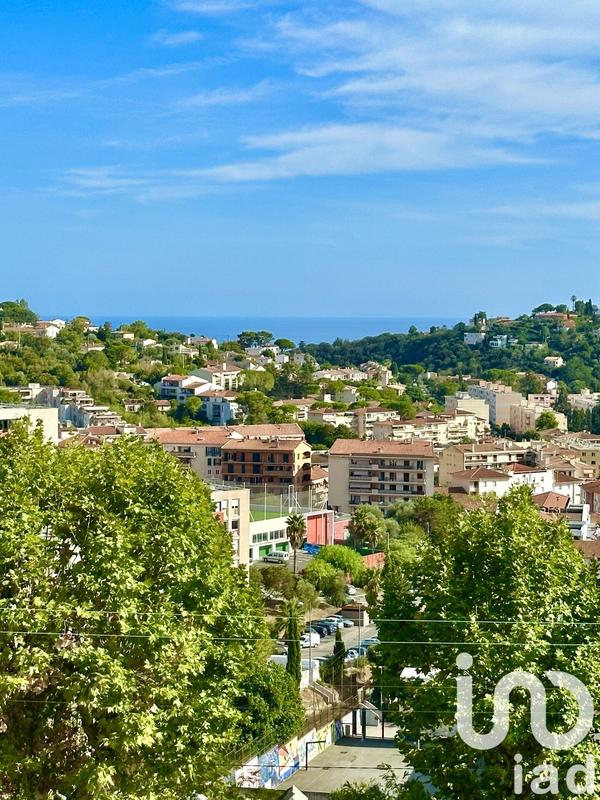 Maison - 141 m² - 5 pièces