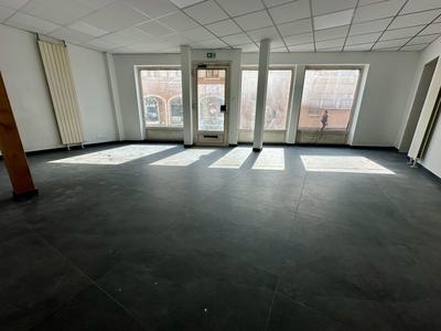 Local commercial - 68 m² - 2 pièces