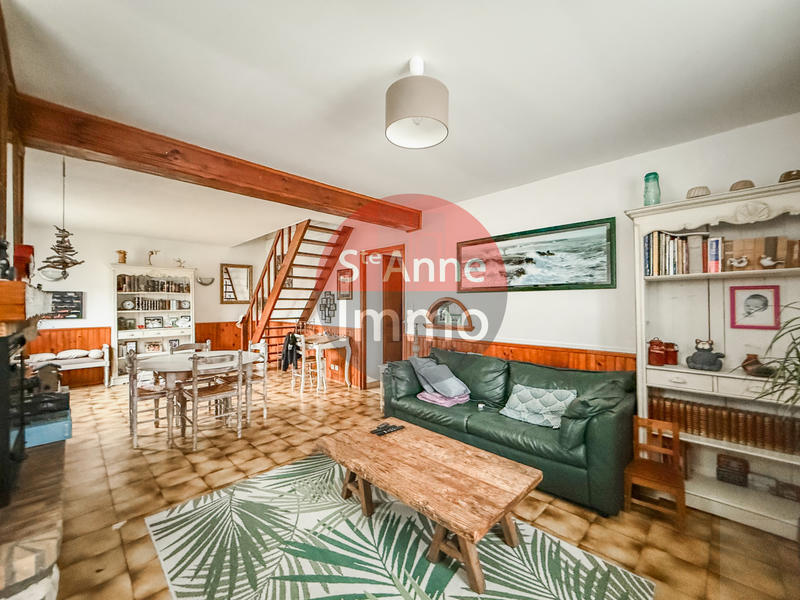 Maison - 263 m² - 8 pièces