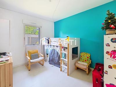 Maison - 104 m² - 5 pièces