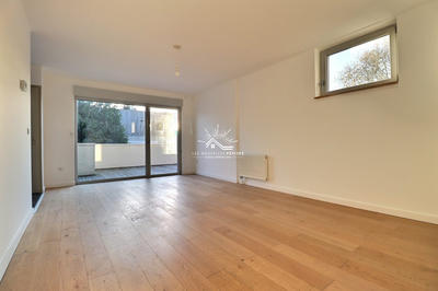 Appartement - 77 m² - 3 pièces