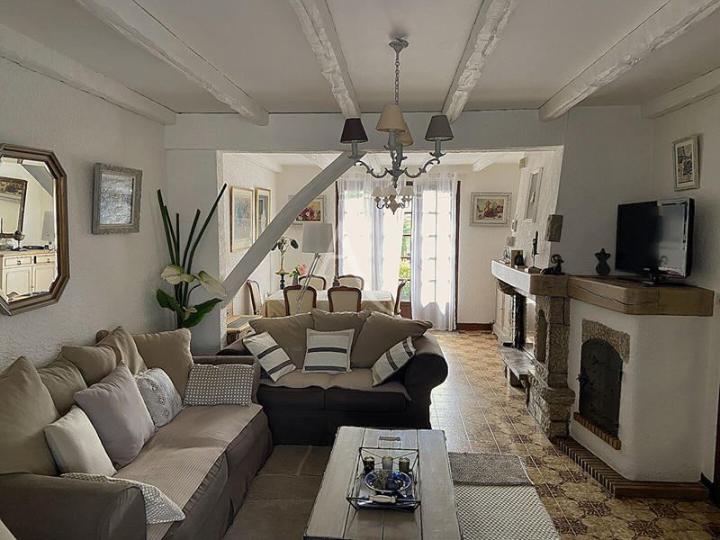 Maison - 108 m² - 6 pièces