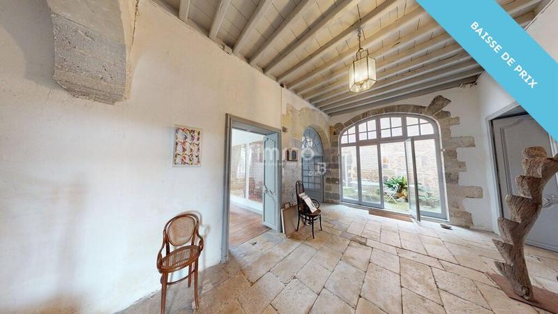 Demeure - 644 m² - 25 pièces