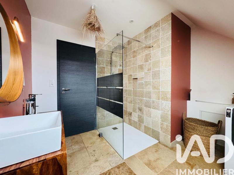 Maison - 105 m² - 6 pièces