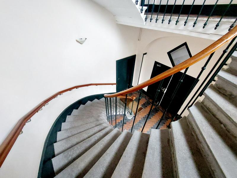 Appartement - 95 m² - 5 pièces