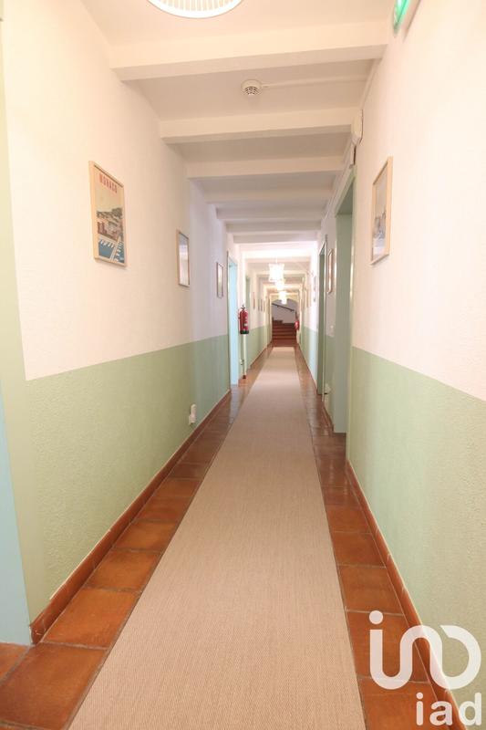 Maison - 675 m² - 20 pièces