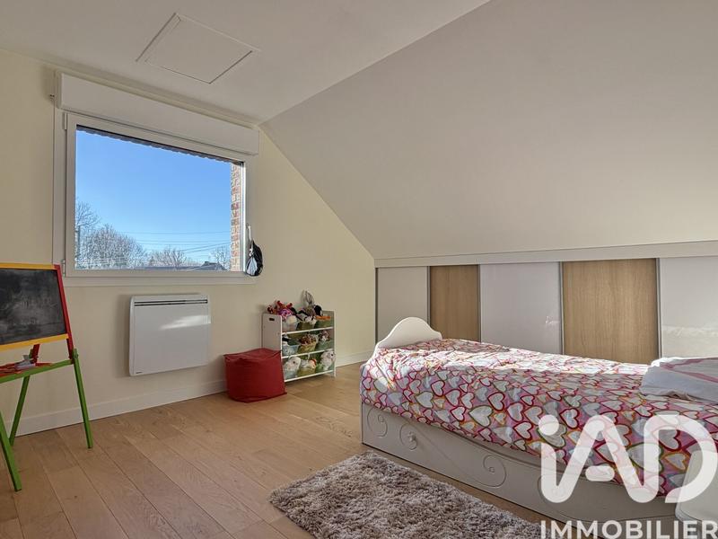 Maison - 184 m² - 8 pièces