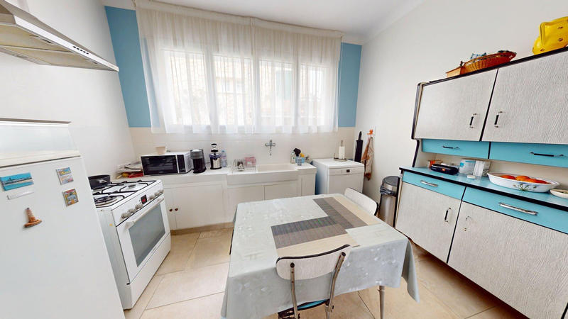 Maison - 151 m² - 6 pièces