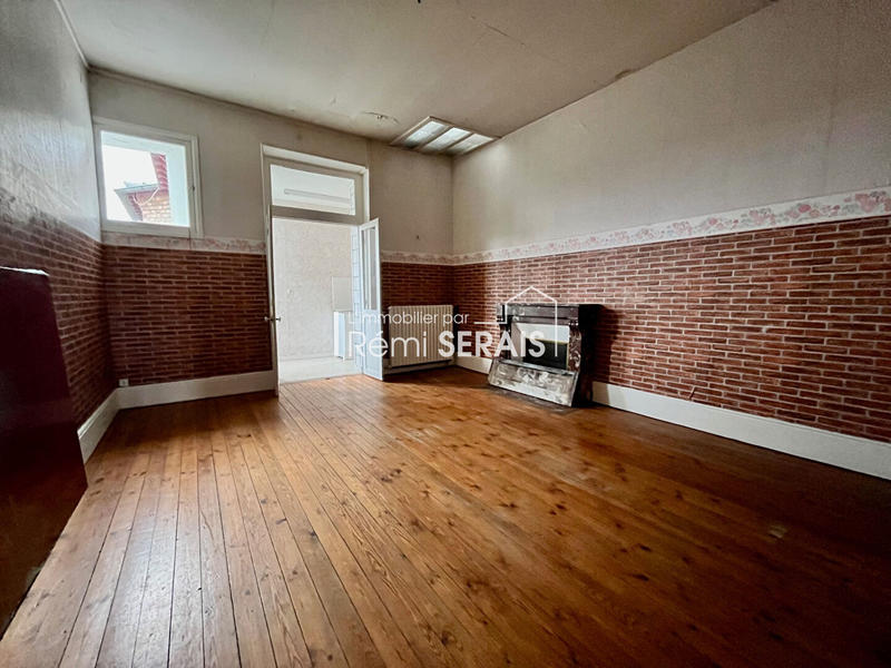 Immeuble - 270 m² - 8 pièces