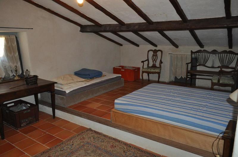 Maison - 249 m² - 11 pièces