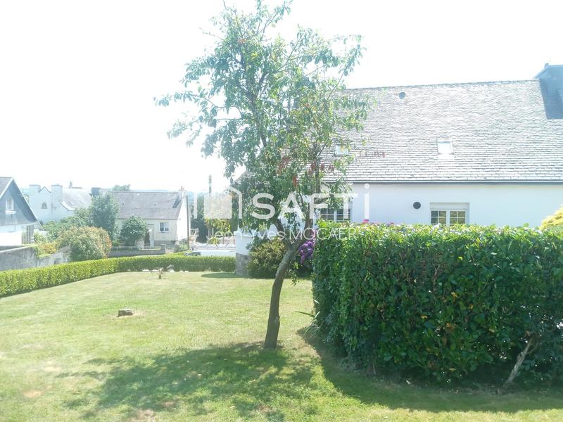 Maison - 137 m² - 6 pièces