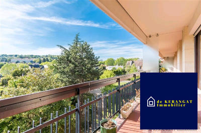 Appartement - 166 m² - 6 pièces