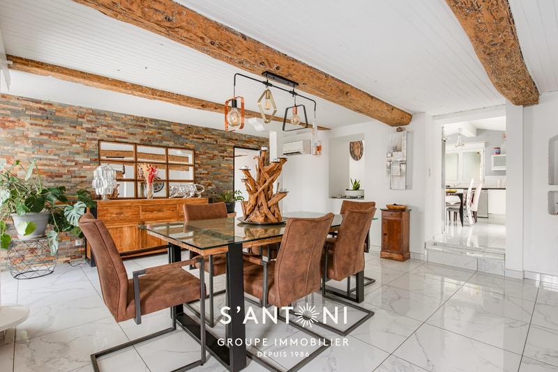 Maison - 176 m² - 5 pièces