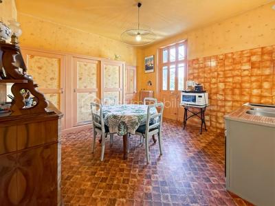 Maison - 124 m² - 6 pièces