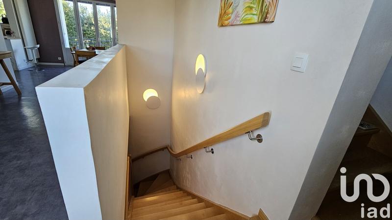 Maison - 156 m² - 8 pièces