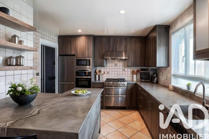 Maison - 142 m² - 5 pièces