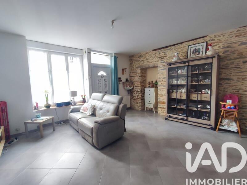Maison - 104 m² - 5 pièces