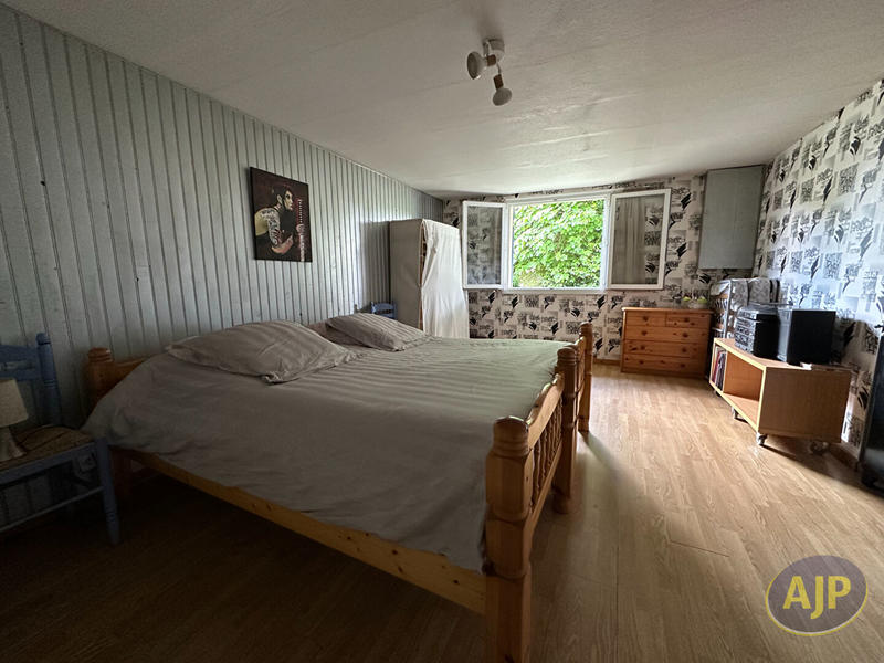 Maison - 138 m² - 6 pièces