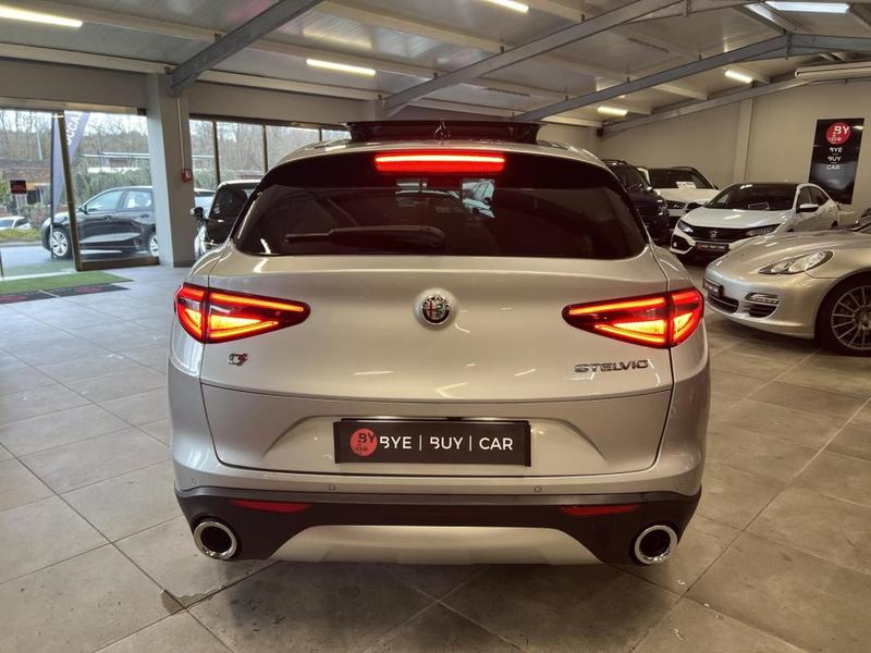 Alfa Romeo Stelvio 2.2 d - 210cv Bva Sport Edition Q4 / Garantie 12 Mois