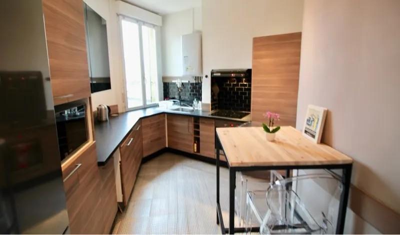 Appartement - 100 m² - 2 pièces