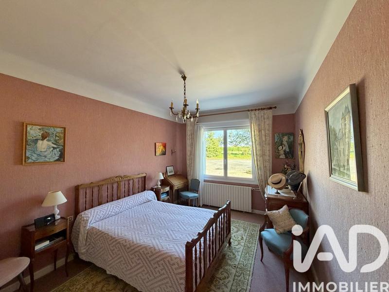 Maison - 228 m² - 11 pièces