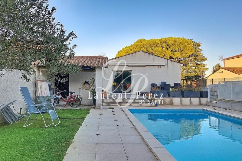 Maison - 96 m² - 4 pièces