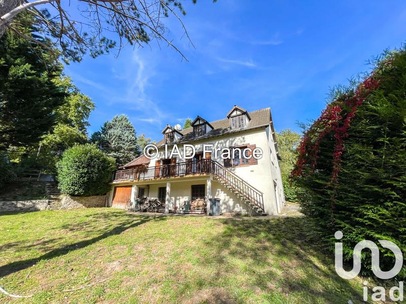 Maison - 129 m² - 9 pièces