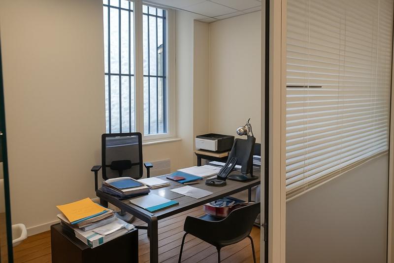 Bureau - 83 m²
