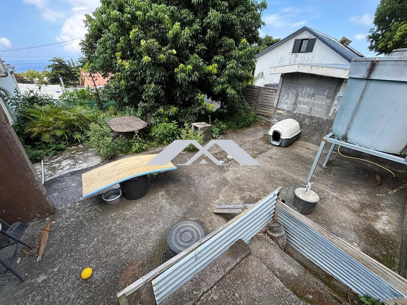 Maison - 209 m² - 6 pièces