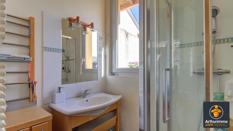 Maison - 85 m² - 4 pièces