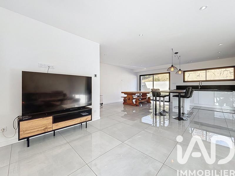 Maison - 127 m² - 5 pièces