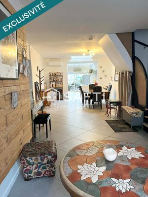 Maison - 201 m² - 7 pièces