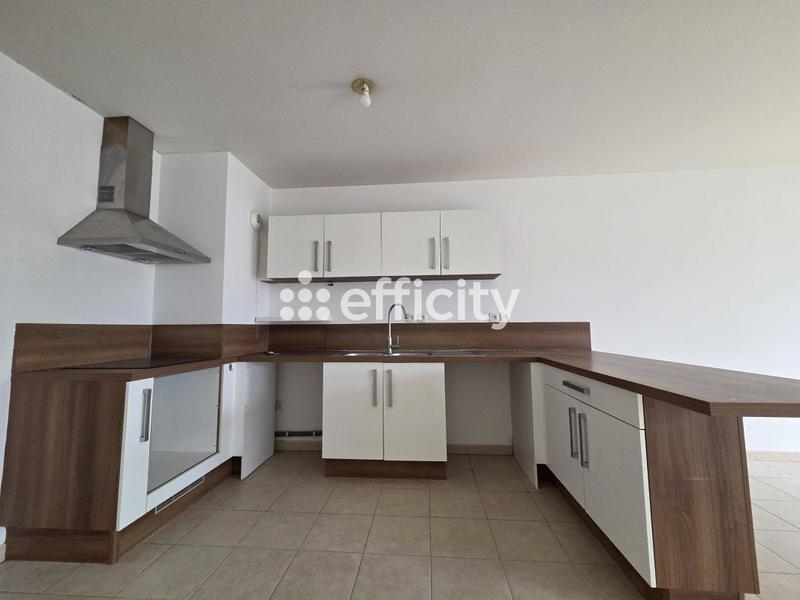 Appartement - 80 m² - 3 pièces